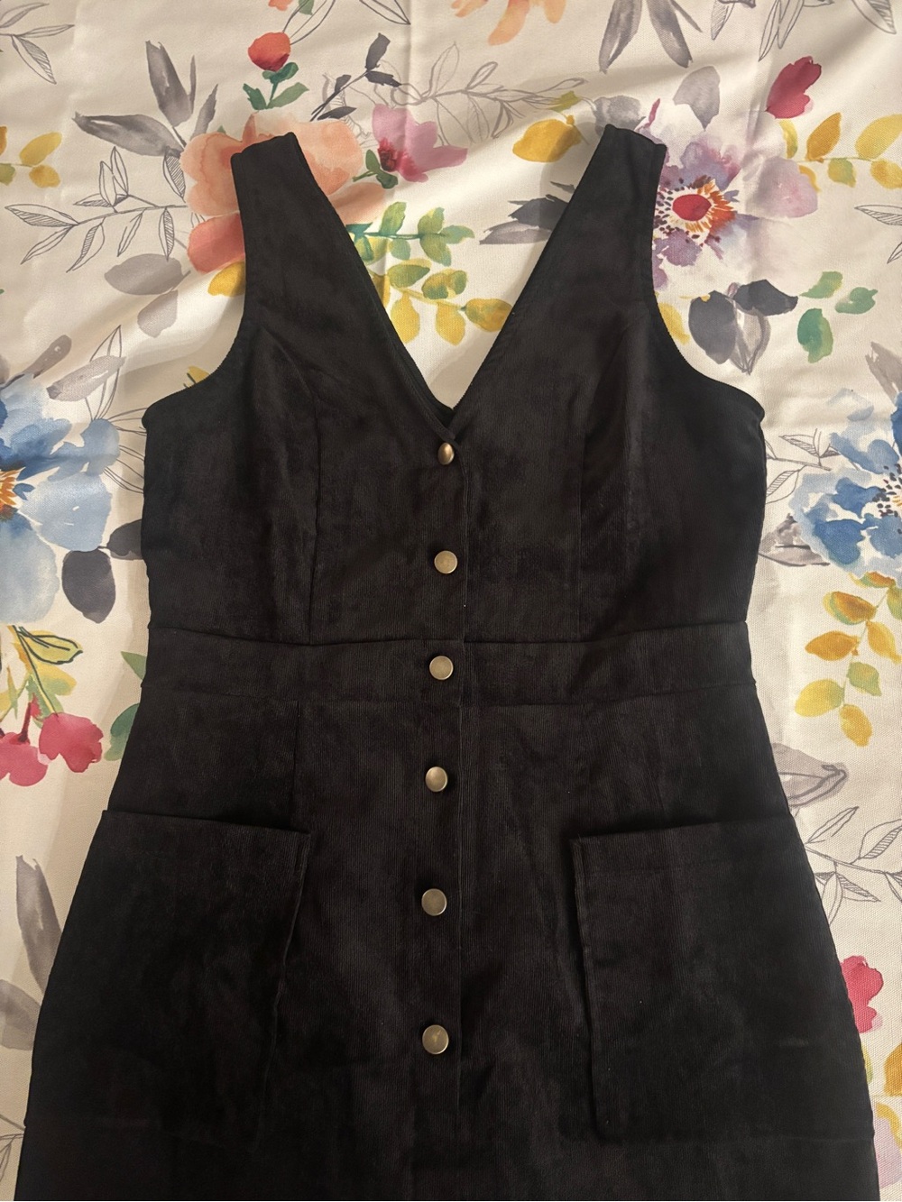 Francesca's Collections Black V‑Neck Button‑Front Dress